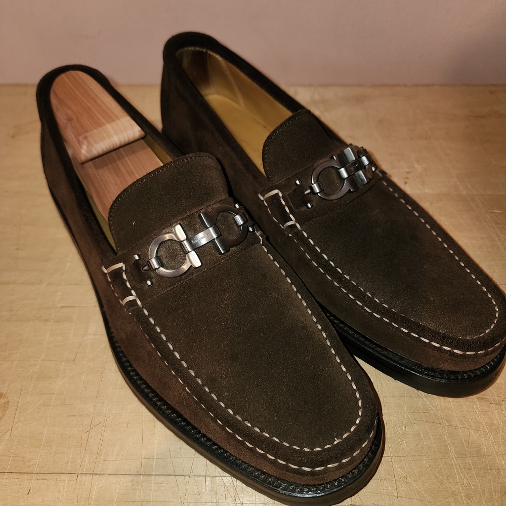 Salvatore Ferragamo dress shoes 9.5